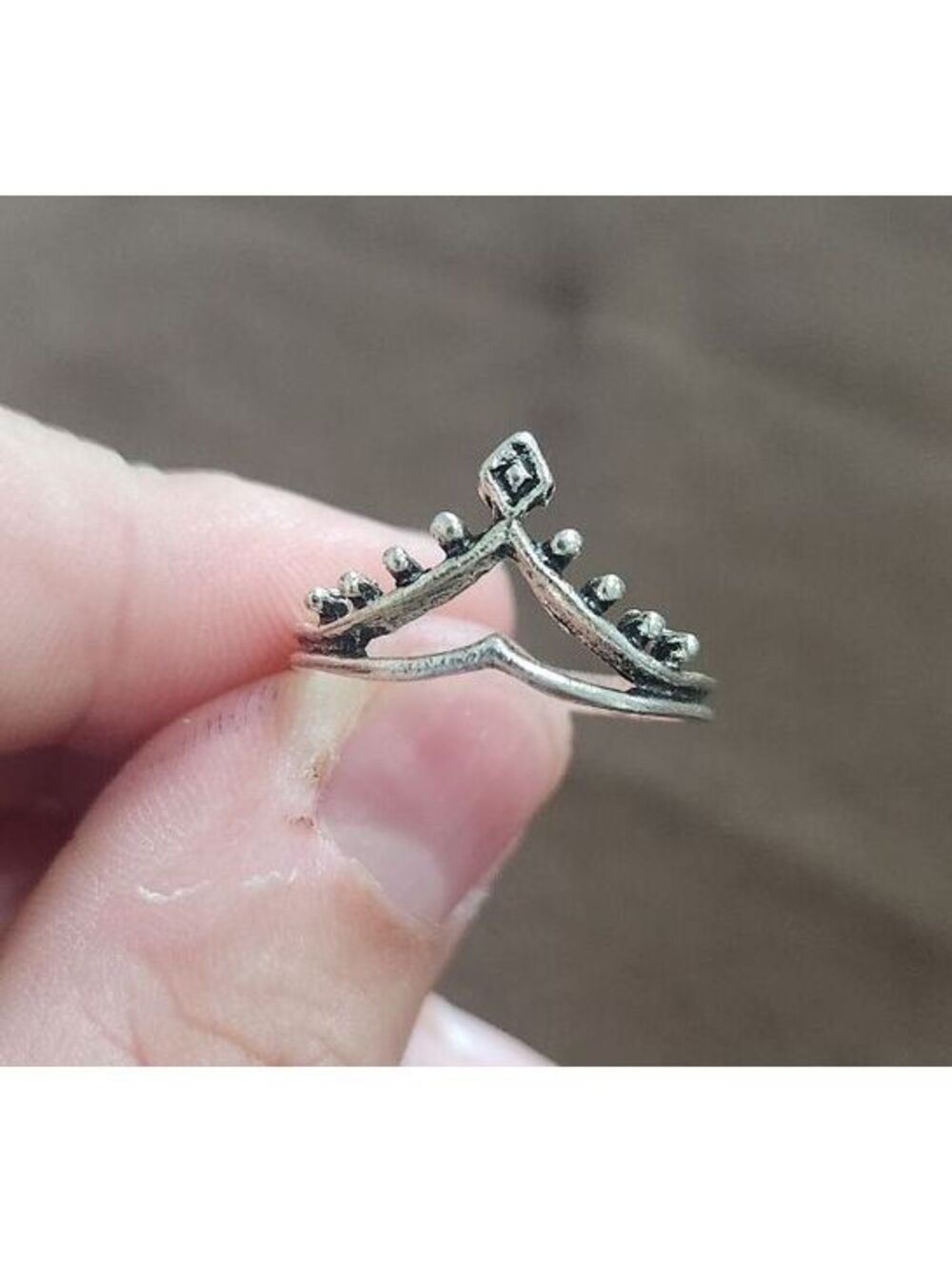 Fashion Jewelry Vintage Style Silver Tone Crown Ring Size 5.5